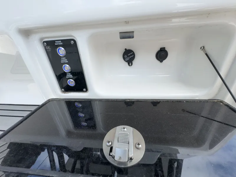 Slide: The Image of Sea Fox 288 Commander 2022 control panel with battery indicators. - 9
