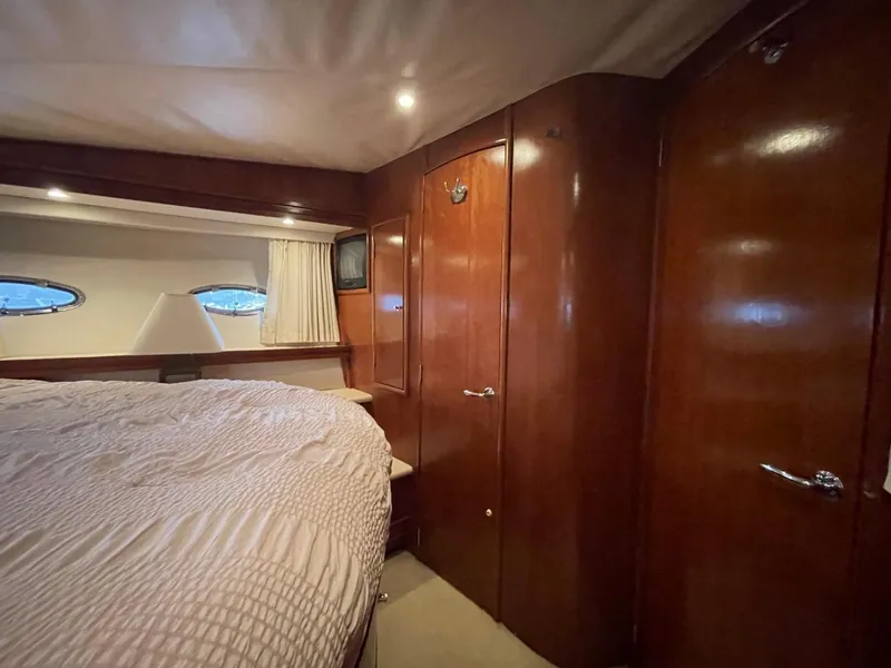 Slide: The Image of Carver Yachts 530 Voyager Pilothouse 1998 - 56