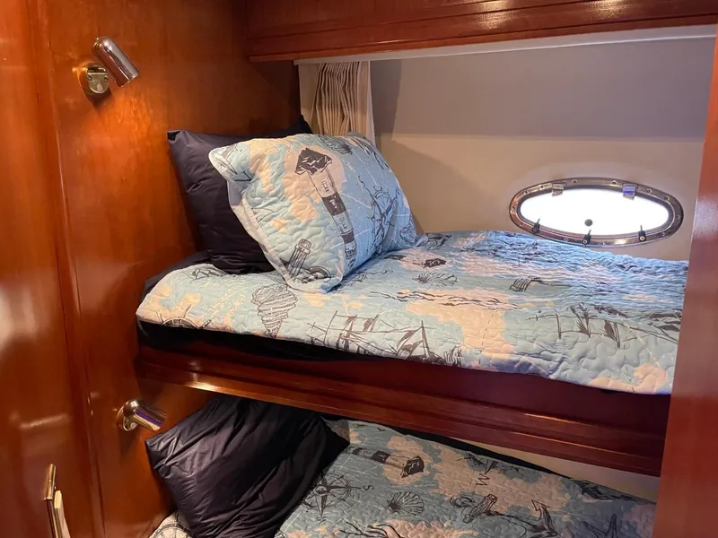Slide: The Image of Carver Yachts 530 Voyager Pilothouse 1998 - 66