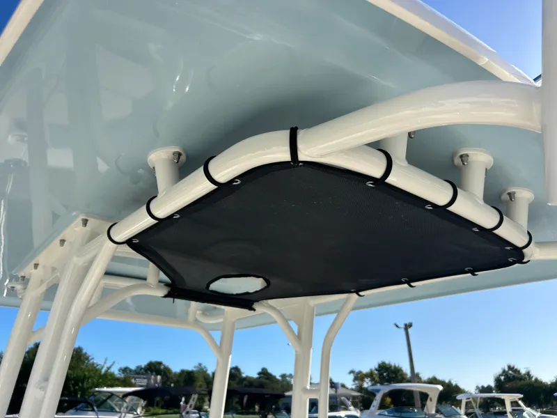 Slide: The Image of Boston Whaler 210 Montauk 2027 - 16