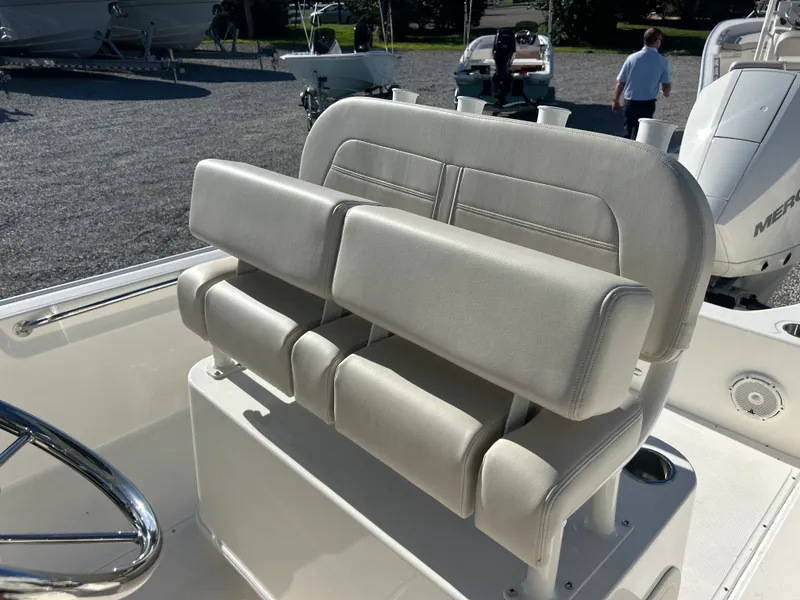 Slide: The Image of Boston Whaler 210 Montauk 2027 - 17