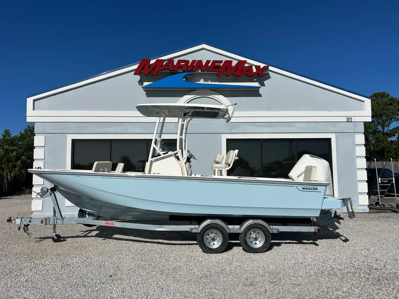 The Image of Boston Whaler 210 Montauk 2027 - 0