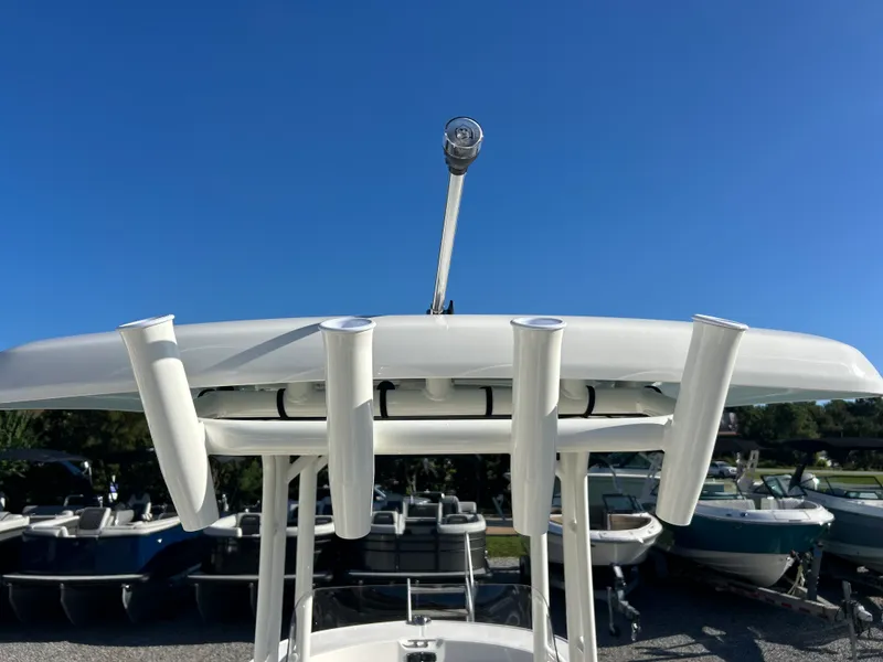 Slide: The Image of Boston Whaler 210 Montauk 2027 - 13