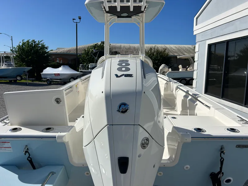 Slide: The Image of Boston Whaler 210 Montauk 2027 - 7