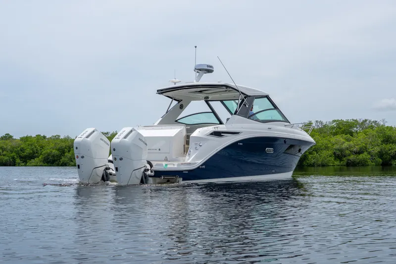 Slide: The Image of Sea Ray Sundancer 320 Outboard 2027 - 26