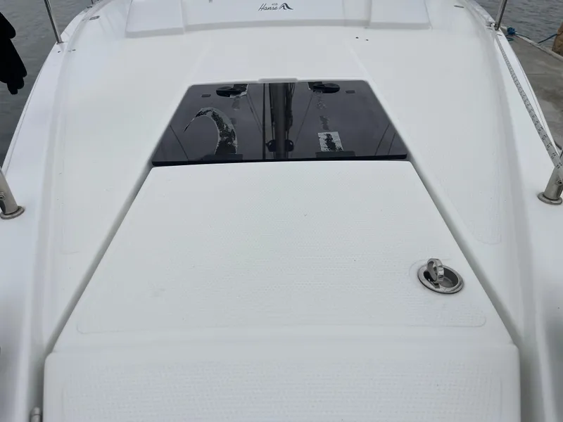 Slide: The Image of Deck of 2021 Hanse 418 sailboat with hatch and fittings. - 9