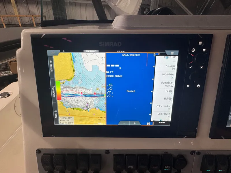 Slide: The Image of Sea Born LX24 Center Console 2020 - 24