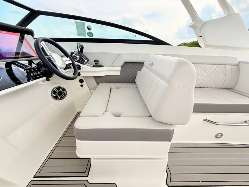 Slide: The Image of Sea Ray SDX 290 Outboard 2027 - 57