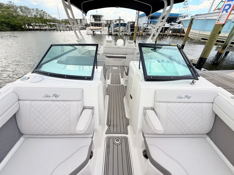 Slide: The Image of Sea Ray SDX 290 Outboard 2027 - 80