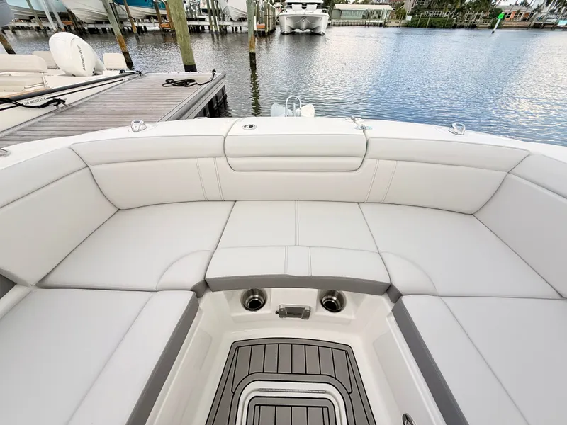 Slide: The Image of Sea Ray SDX 290 Outboard 2027 - 76