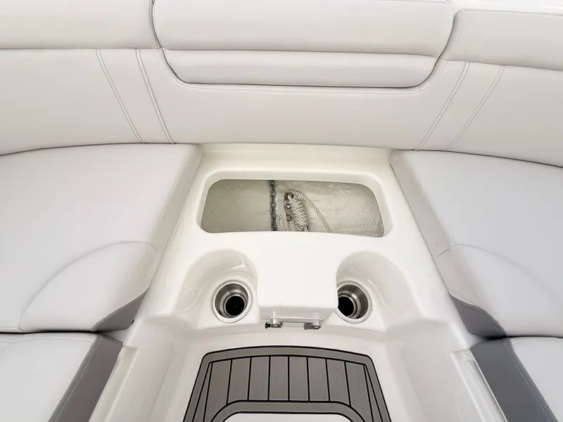 Slide: The Image of Sea Ray SDX 290 Outboard 2027 - 77