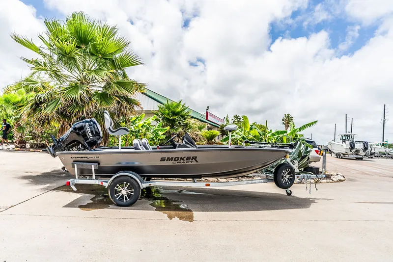 The Image of Smoker Craft Viper 2026 - 1