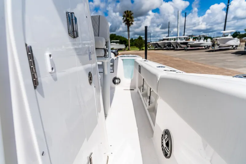 Slide: The Image of Sea Fox 248 Commander 2026 - 21