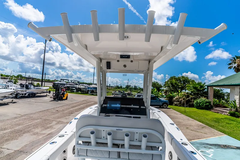Slide: The Image of Sea Fox 248 Commander 2026 - 7