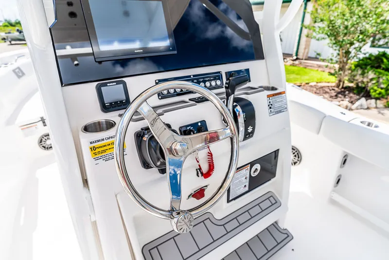 Slide: The Image of Sea Fox 248 Commander 2026 - 12