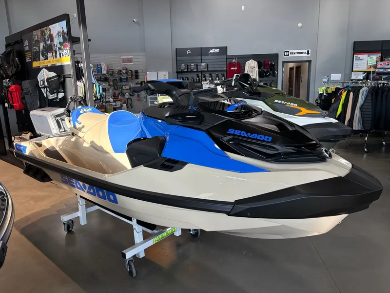 Slide: The Image of Sea-Doo Wake Pro 230 2026 - 3