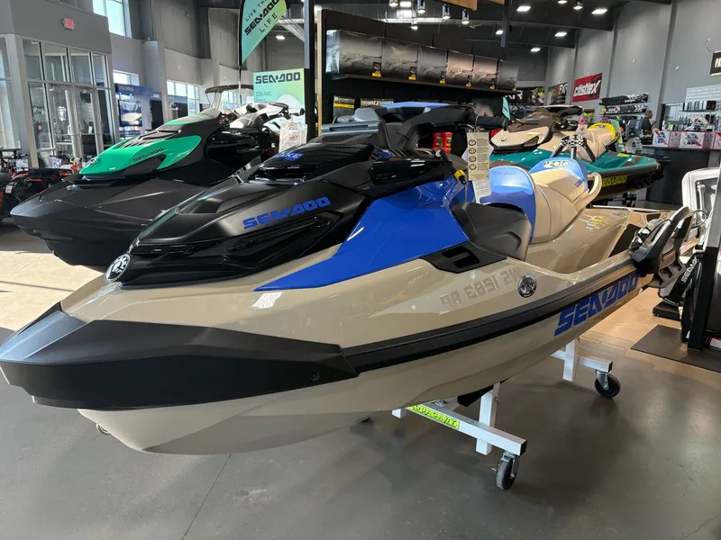 The Image of Sea-Doo Wake Pro 230 2026 - 1