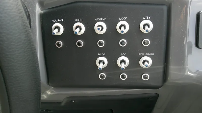 Slide: The Image of Control panel of Evotti 525 CS boat, year 2026. - 13