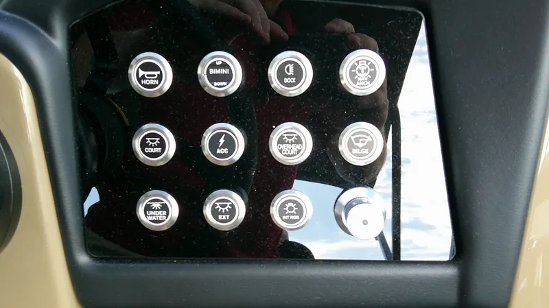 Slide: The Image of Control panel of Evotti 725 QL boat, year 2026. - 13