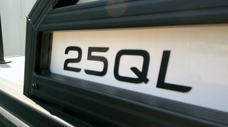 Slide: The Image of Close-up of Evotti 725 QL boat model, year 2026. - 7