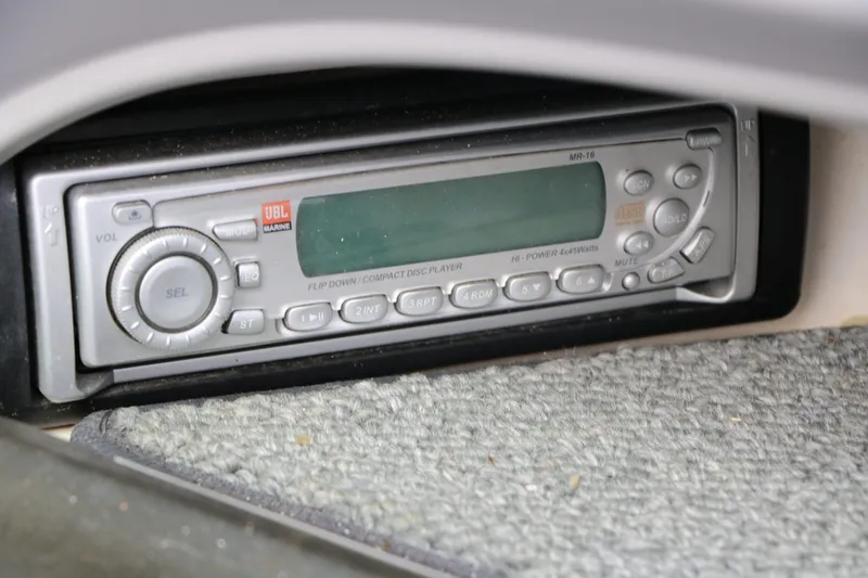Slide: The Image of JBL Marine CD player in 2005 Chaparral 220 SSi boat. - 30