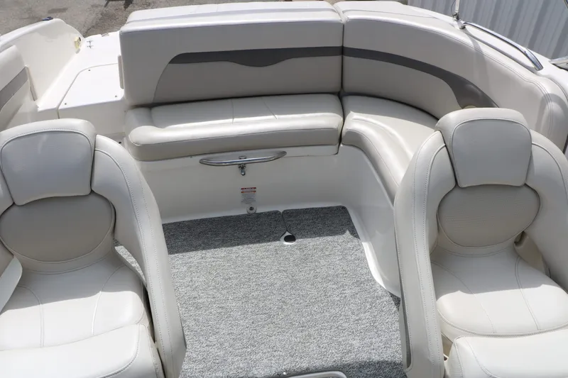 Slide: The Image of Interior of a 2005 Chaparral 220 SSi boat with gray seating. - 37