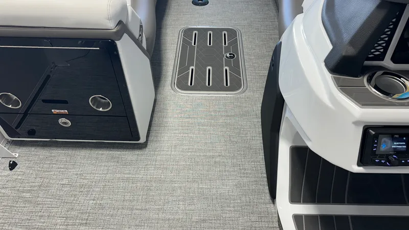 Slide: The Image of Premier 270INTRIGUE 2027 - 47