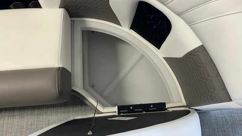 Slide: The Image of Premier 270INTRIGUE 2027 - 60