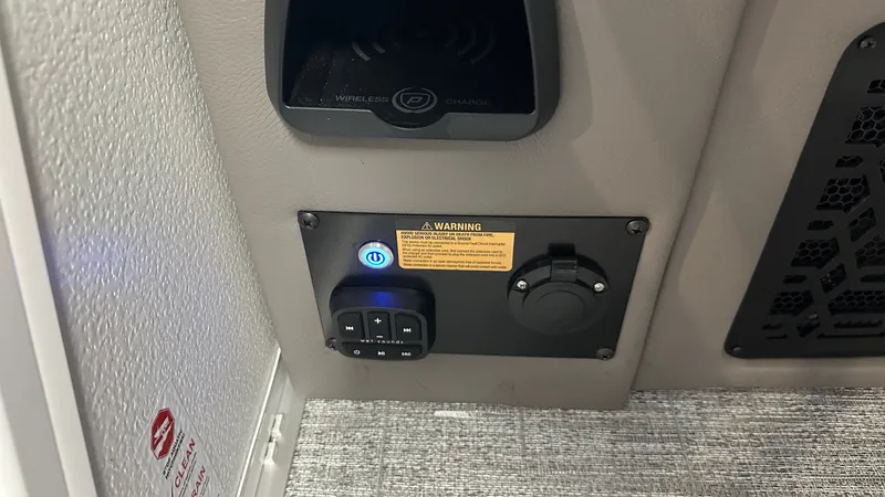 Slide: The Image of Premier 270INTRIGUE 2027 - 18