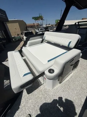 Slide: The Image of Revel RS25L 2026 - 20