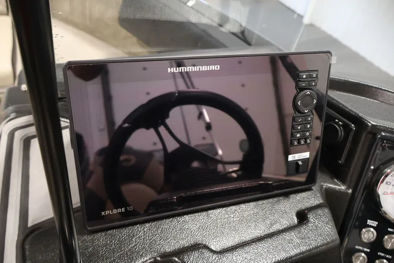 Slide: The Image of Humminbird Xplore 10 display on 2026 Crestliner 2050 Sportfish boat dashboard. - 15