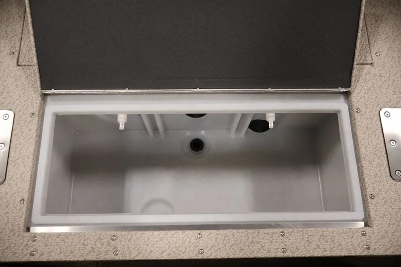 Slide: The Image of Livewell compartment in 2026 Crestliner 2050 Sportfish boat, featuring durable construction. - 29