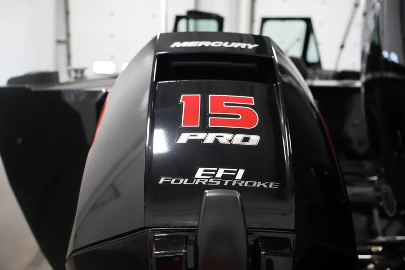 Slide: The Image of Mercury 15 Pro EFI FourStroke engine on 2026 Crestliner 2050 Commander boat. - 33
