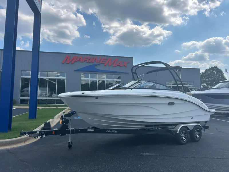 The Image of Sea Ray SPX 210 2027 - 0