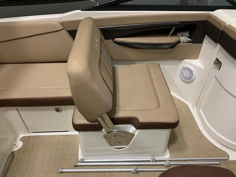 Slide: The Image of Companion seat - 16