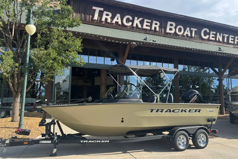 The Image of 2026 Tracker Targa V-19 WT boat displayed at Tracker Boat Center. - 0