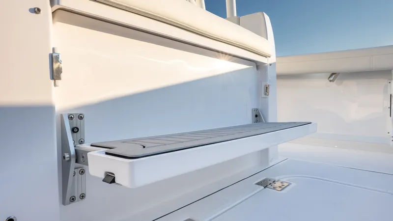 Slide: The Image of Everglades 335 Center Console 2026 - 18