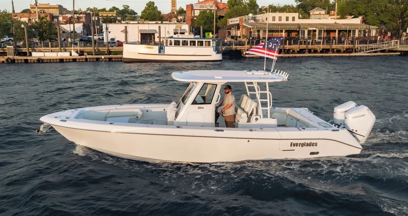 Slide: The Image of Everglades 335 Center Console 2026 - 4
