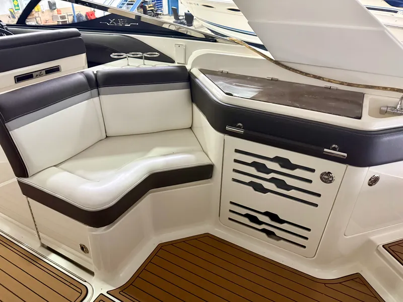Slide: The Image of Sea Ray 310 SLX 2017 - 5