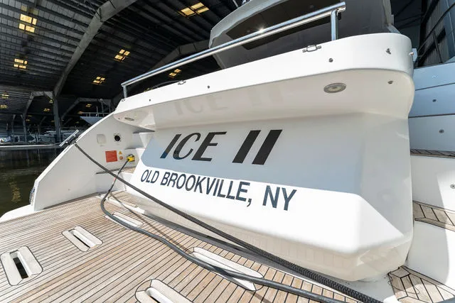 Slide: The Image of Azimut 43 2007 - 47