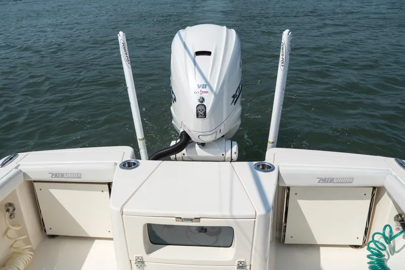 Slide: The Image of 2024 Pathfinder 2700 Open boat with powerful V8 engine on water. - 17