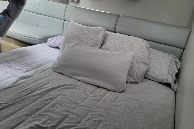 Slide: The Image of Interior cabin of 2019 Formula 350 Crossover Bowrider with comfortable bedding setup. - 34