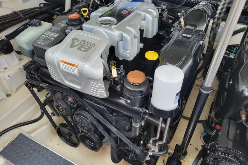 Slide: The Image of 2019 Formula 350 Crossover Bowrider engine, featuring a powerful Big Block V8. - 48