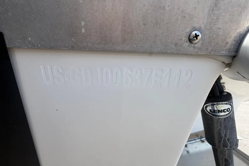 Slide: The Image of Hull identification number on a 2012 Glasstream 221 CC boat. - 59