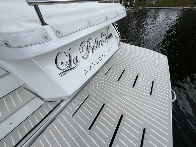Slide: The Image of Azimut Atlantis 45 2021 - 46