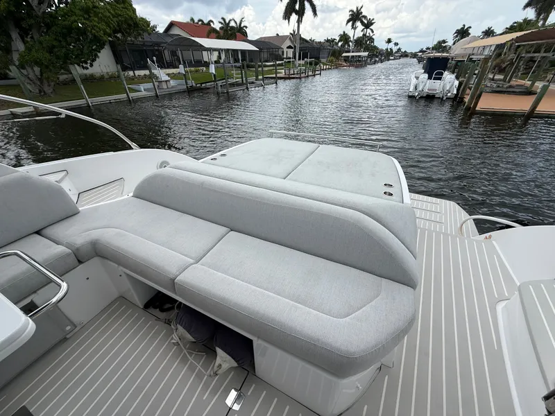 Slide: The Image of Azimut Atlantis 45 2021 - 8