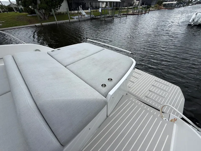 Slide: The Image of Azimut Atlantis 45 2021 - 4