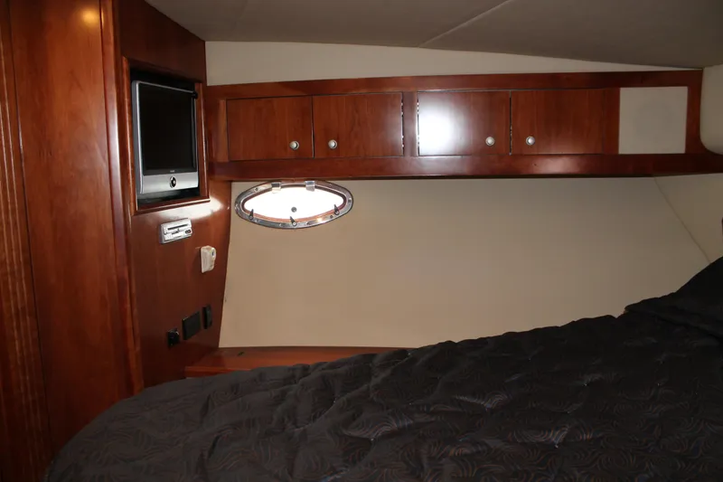 Slide: The Image of Guest Stateroom - 39