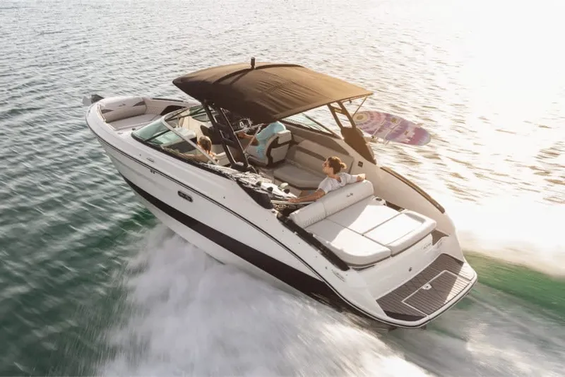 Slide: The Image of Sea Ray SLX 260 Surf 2025 - 1