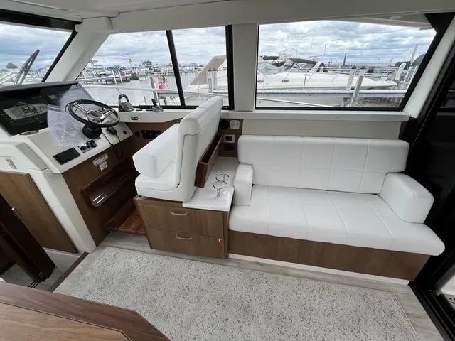 Slide: The Image of Regal 38 Grande Coupe 2027 - 8